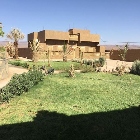 Kasbah Meteorites Hotel Imi n'Ouzrou Bagian luar foto